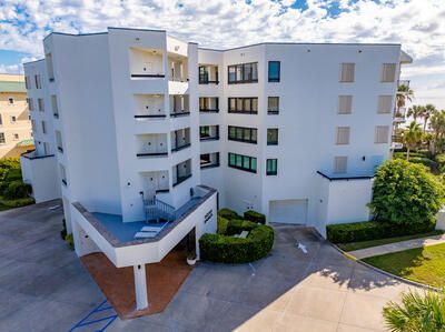 For Sale: $1,275,000 (2 beds, 2 baths, 1600 Square Feet)