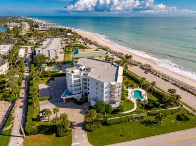 For Sale: $1,275,000 (2 beds, 2 baths, 1600 Square Feet)