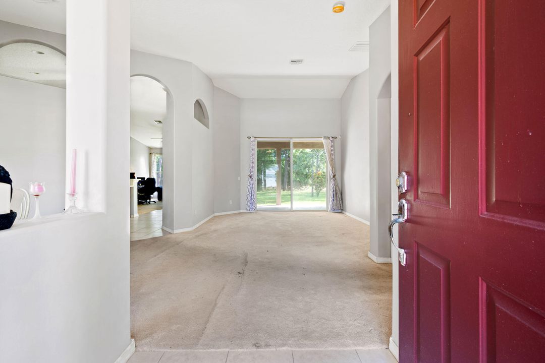 Activo con contrato: $344,000 (3 camas, 2 baños, 1781 Pies cuadrados)