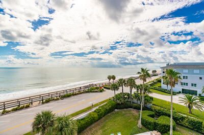 For Sale: $1,275,000 (2 beds, 2 baths, 1600 Square Feet)