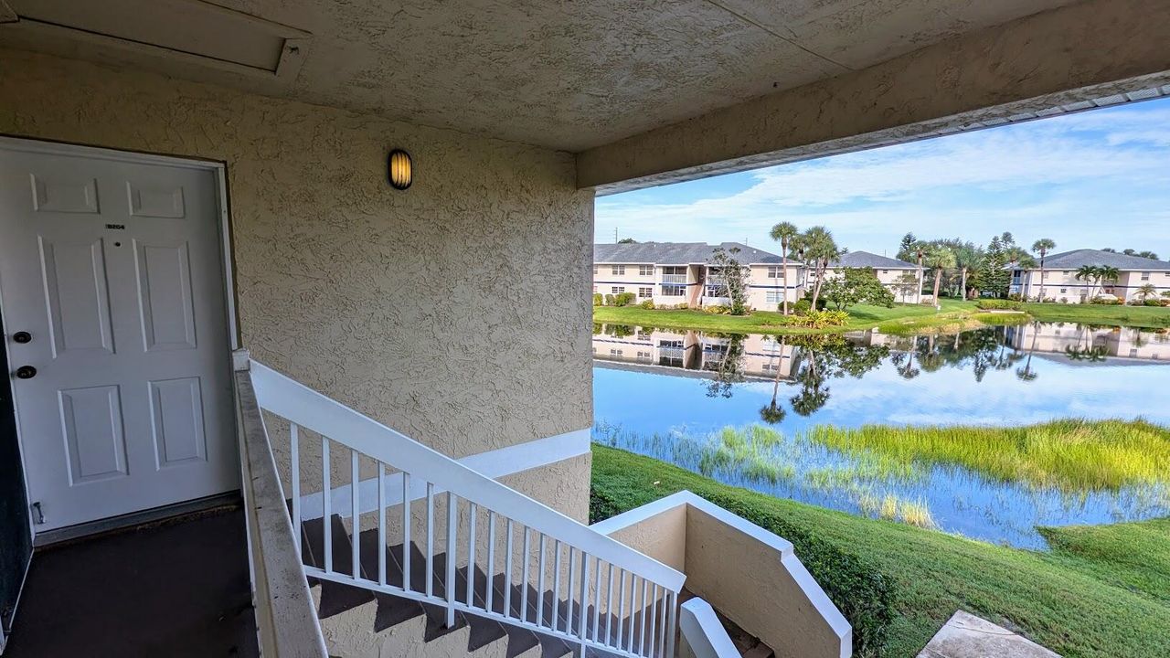 合同活跃: $1,499 (2 贝兹, 2 浴室, 866 平方英尺)