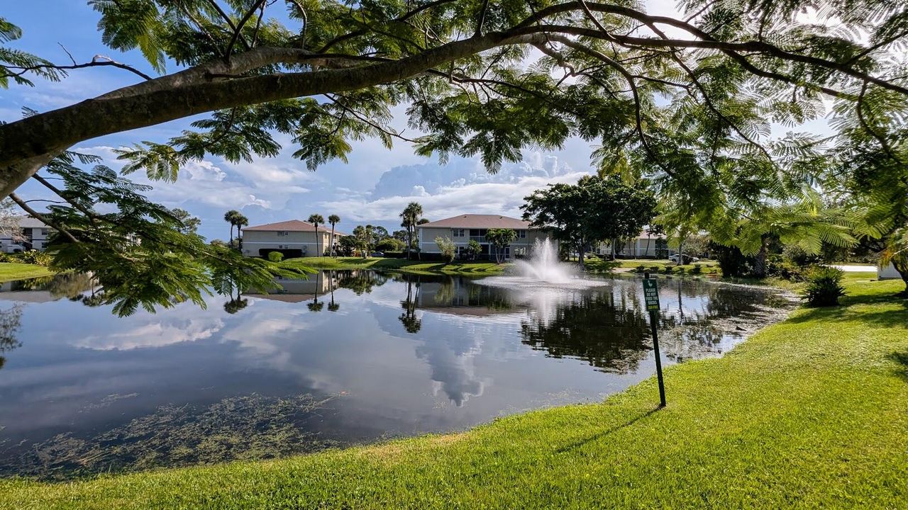 合同活跃: $1,499 (2 贝兹, 2 浴室, 866 平方英尺)