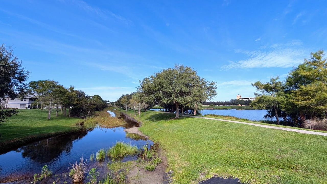 合同活跃: $1,499 (2 贝兹, 2 浴室, 866 平方英尺)