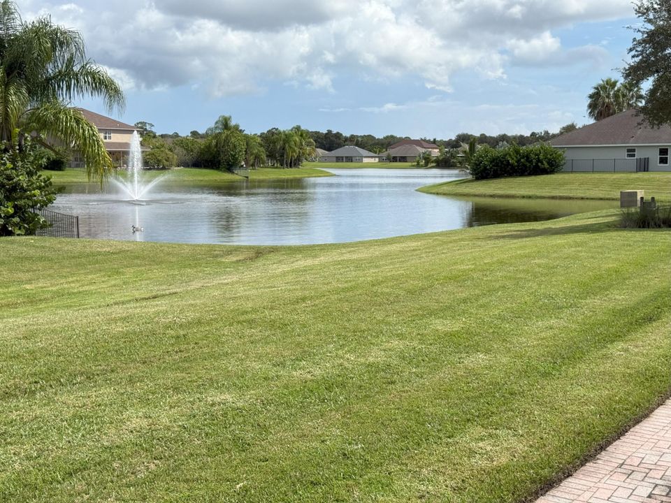 En Renta: $2,650 (4 camas, 2 baños, 2112 Pies cuadrados)