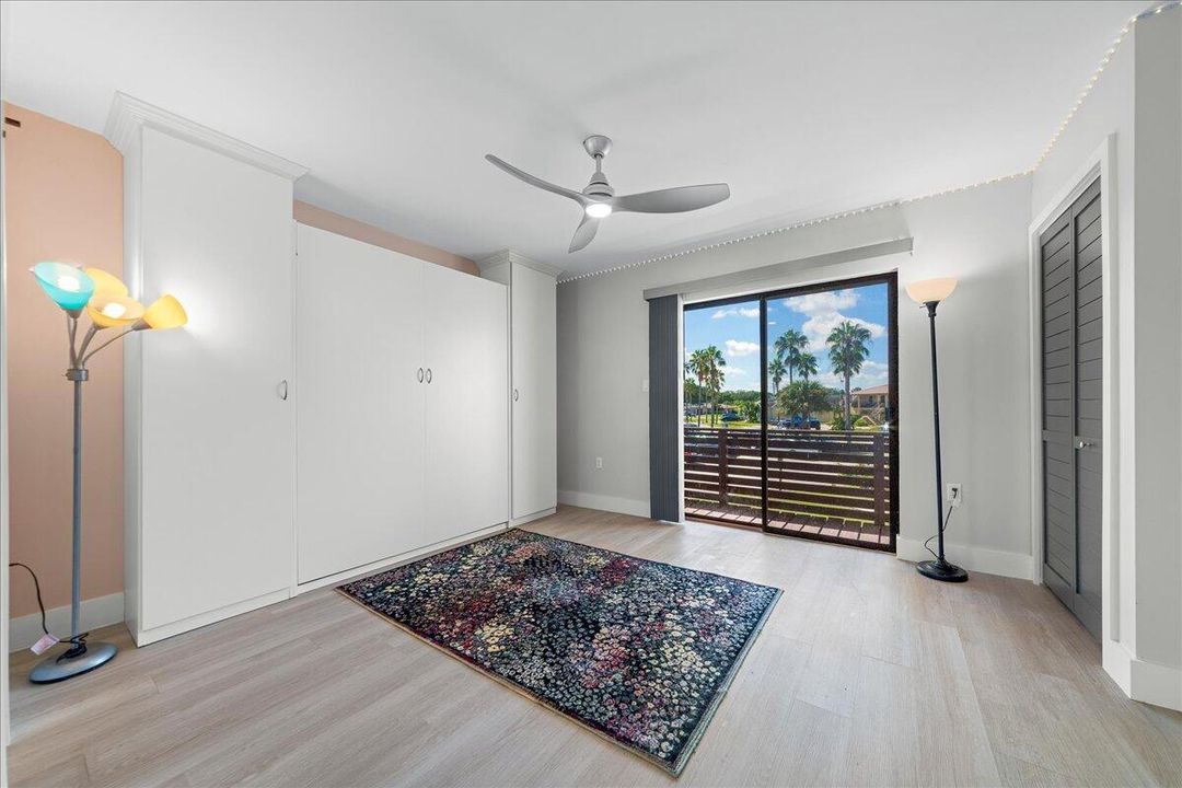 Active With Contract: $170,000 (2 beds, 2 baths, 1280 Square Feet)