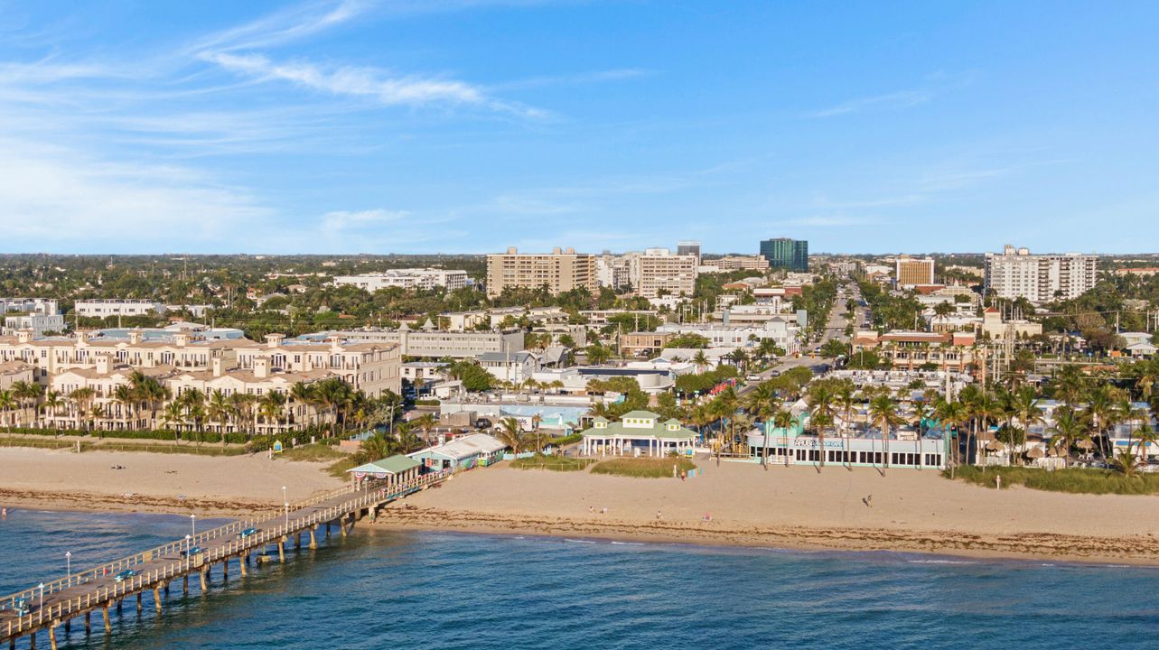 На продажу: $239,000 (1 спален, 1 ванн, 715 Квадратных фут)