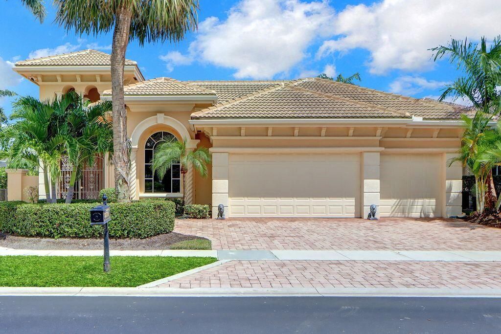 Vendido Recientemente: $2,899,000 (4 camas, 3 baños, 3606 Pies cuadrados)