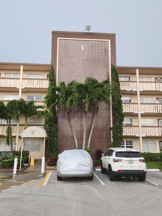 Под контрактом: $3,500 (2 спален, 2 ванн, 916 Квадратных фут)