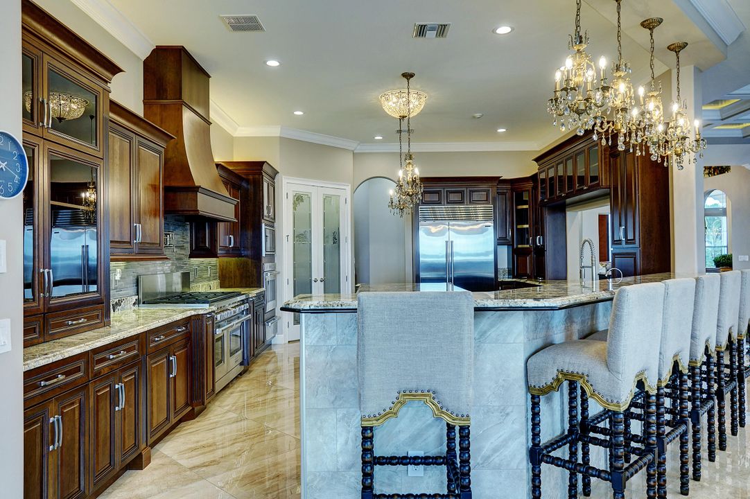 For Sale: $5,400,000 (4 beds, 4 baths, 4971 Square Feet)