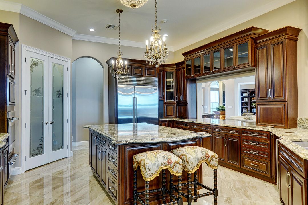 For Sale: $5,400,000 (4 beds, 4 baths, 4971 Square Feet)