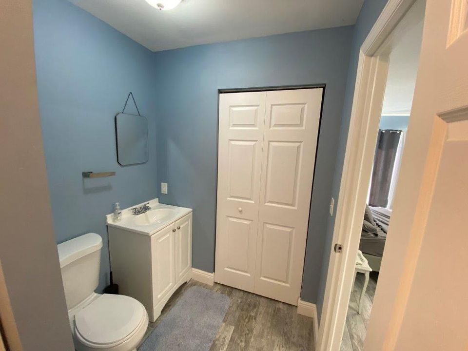 В аренду: $1,750 (0 спален, 1 ванн, 320 Квадратных фут)