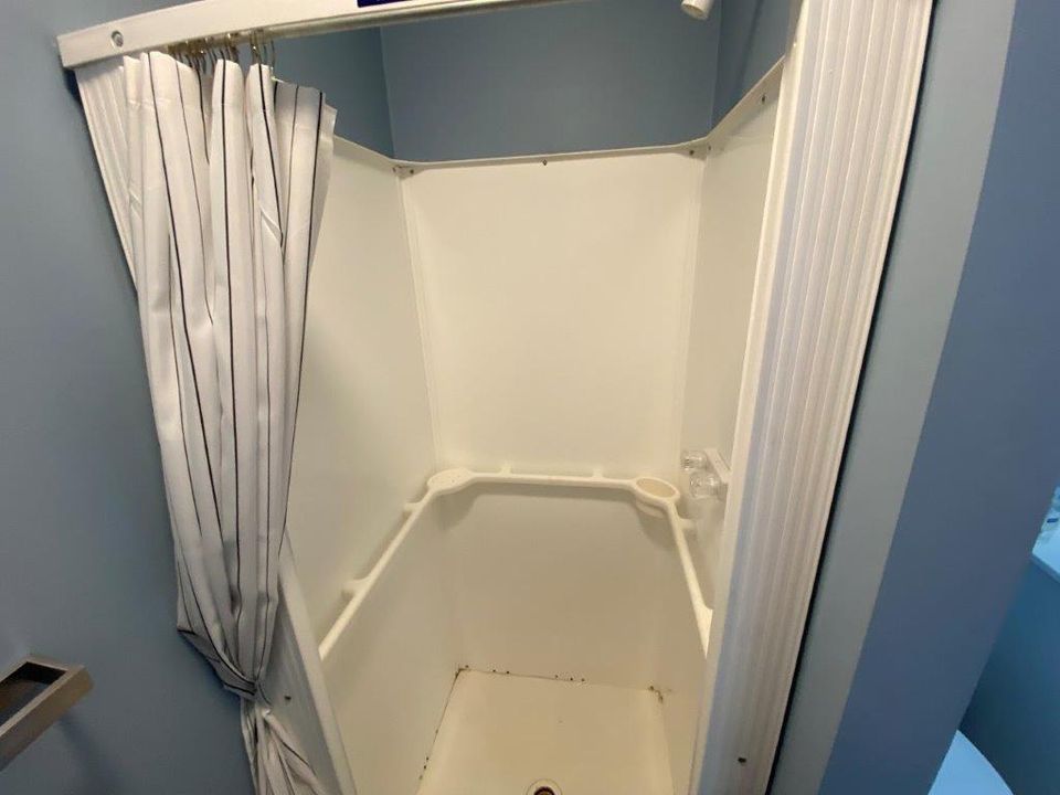 В аренду: $1,750 (0 спален, 1 ванн, 320 Квадратных фут)