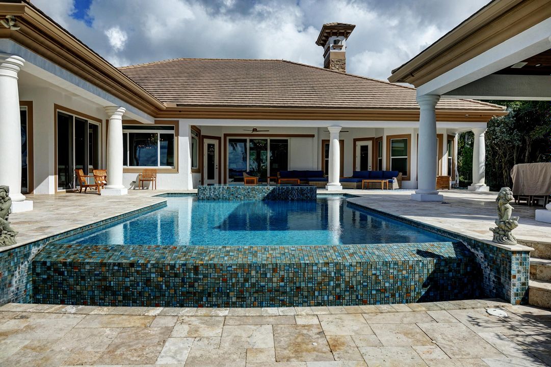 For Sale: $5,400,000 (4 beds, 4 baths, 4971 Square Feet)