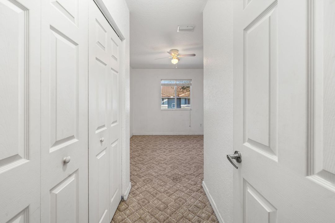 En Venta: $295,999 (3 camas, 2 baños, 1556 Pies cuadrados)