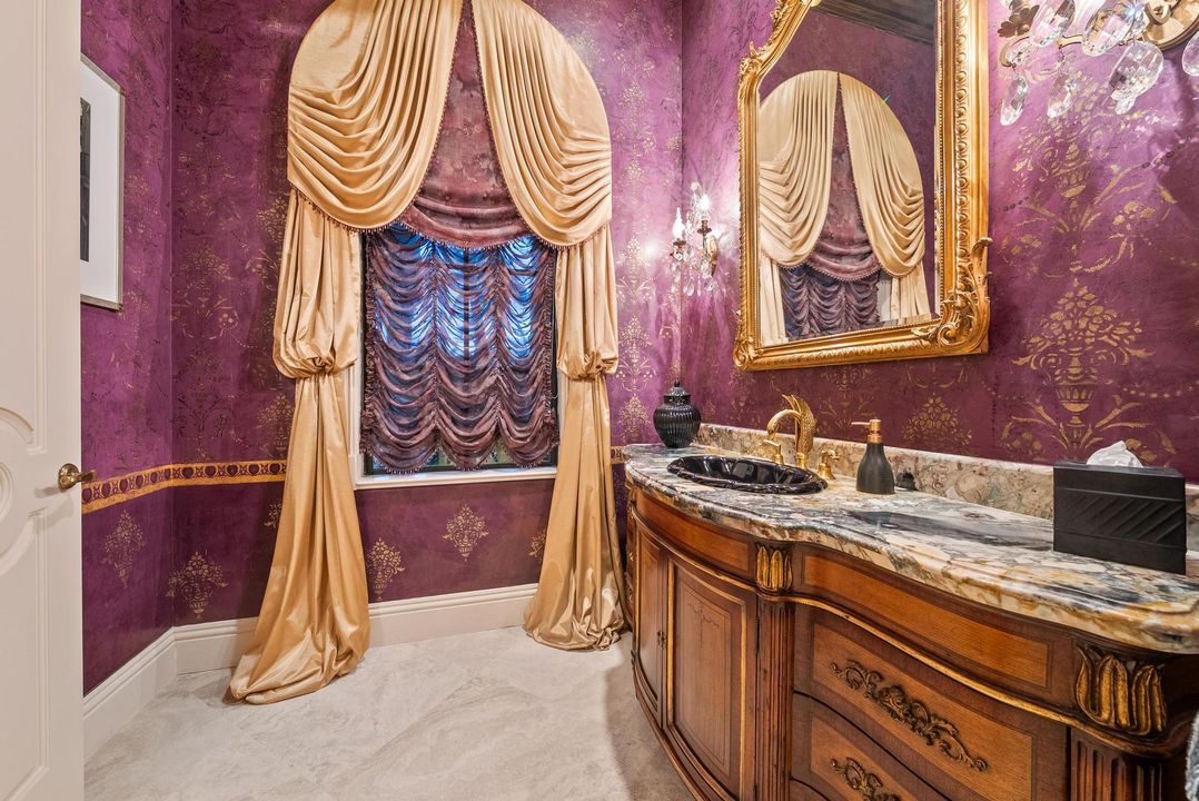 For Sale: $3,250,000 (4 beds, 3 baths, 5426 Square Feet)