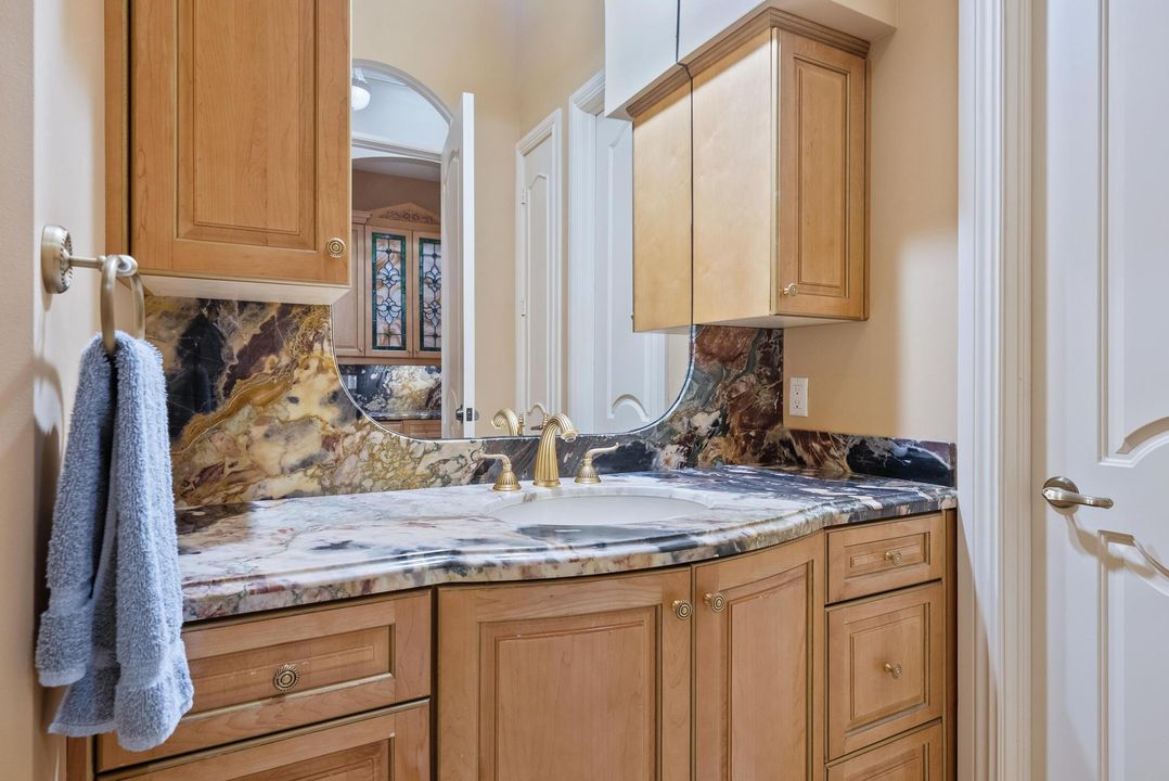 For Sale: $3,250,000 (4 beds, 3 baths, 5426 Square Feet)