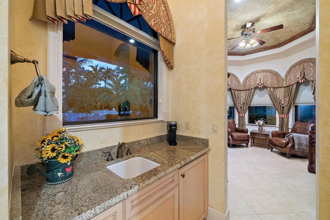 For Sale: $3,250,000 (4 beds, 3 baths, 5426 Square Feet)