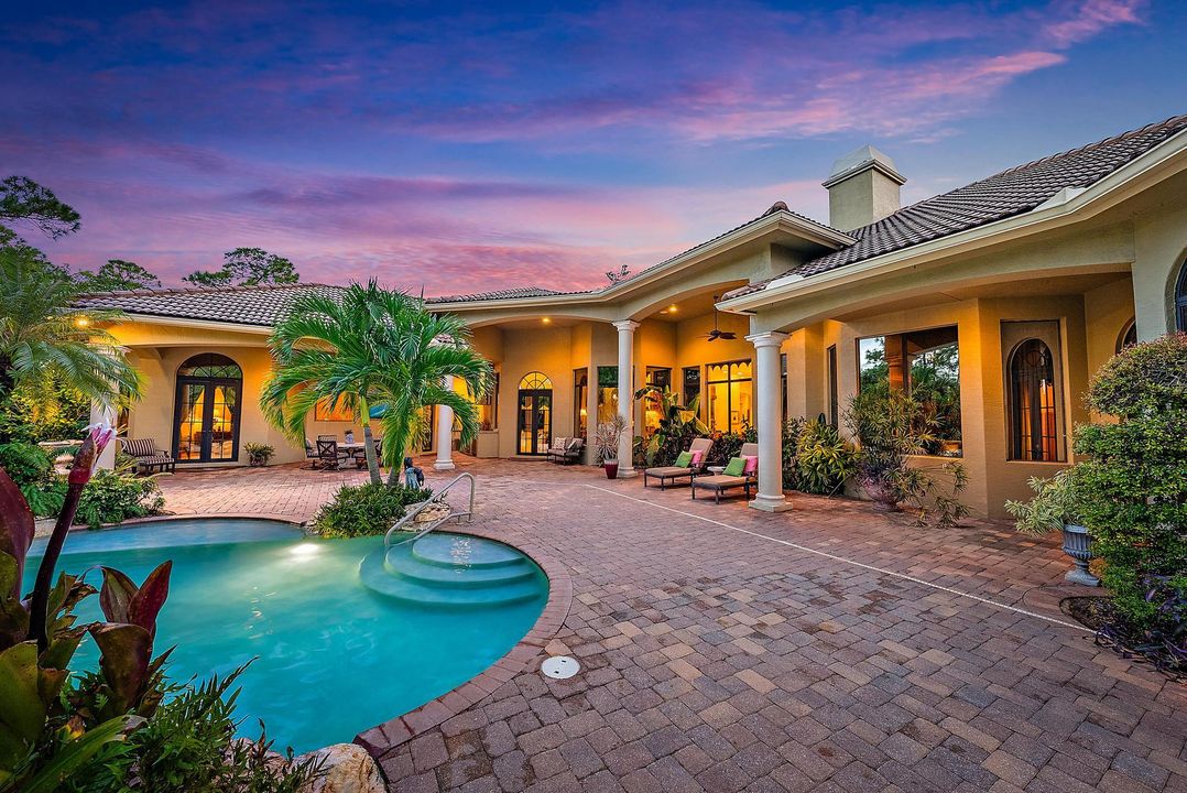 For Sale: $3,250,000 (4 beds, 3 baths, 5426 Square Feet)