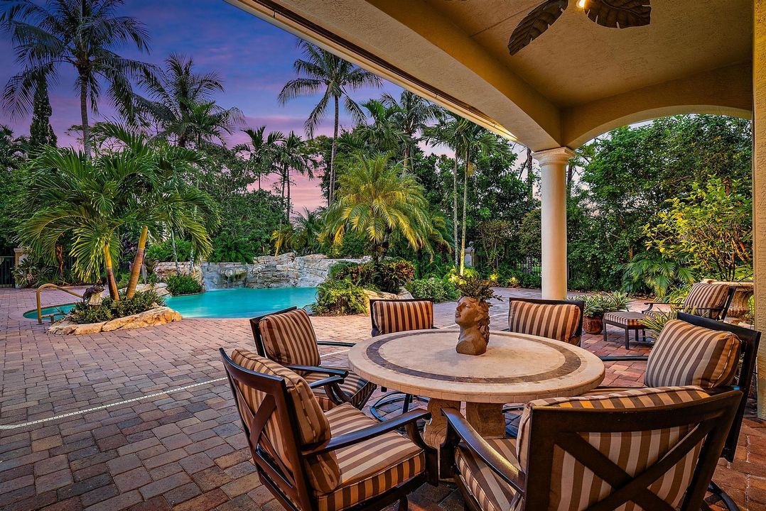 For Sale: $3,250,000 (4 beds, 3 baths, 5426 Square Feet)