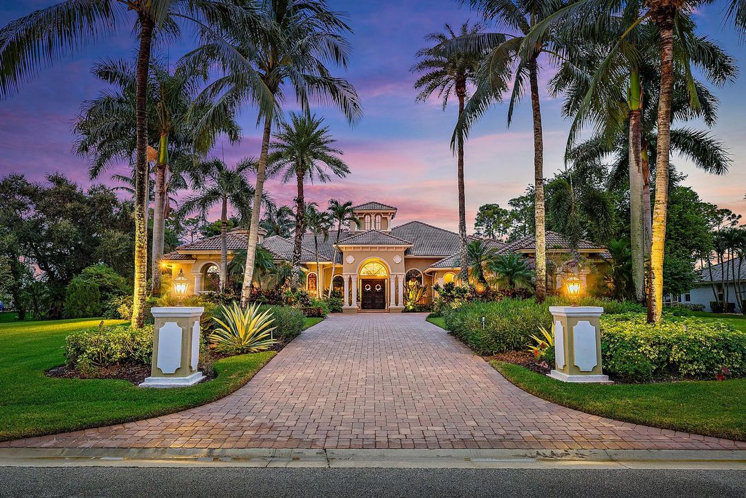 For Sale: $3,250,000 (4 beds, 3 baths, 5426 Square Feet)