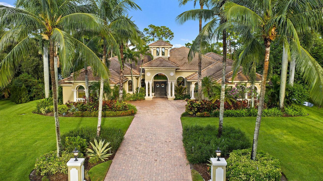 For Sale: $3,250,000 (4 beds, 3 baths, 5426 Square Feet)