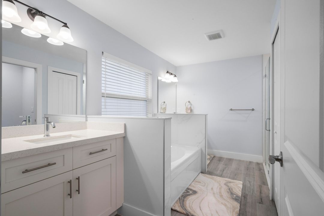 Active With Contract: $447,000 (4 beds, 2 baths, 1883 Square Feet)