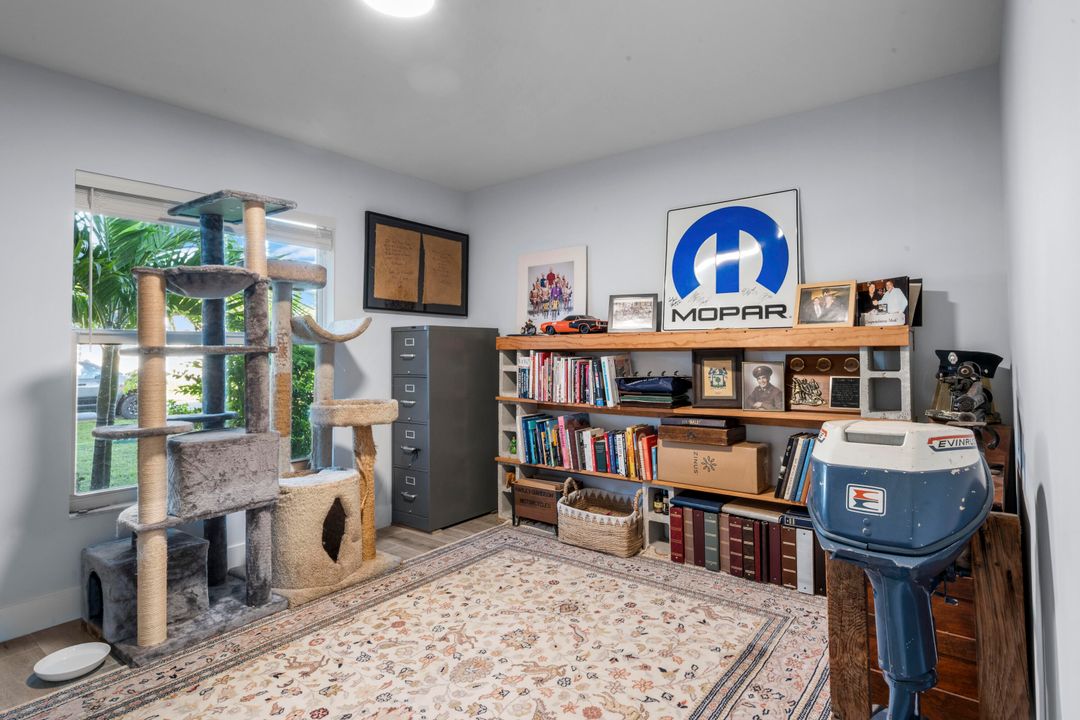 Active With Contract: $447,000 (4 beds, 2 baths, 1883 Square Feet)