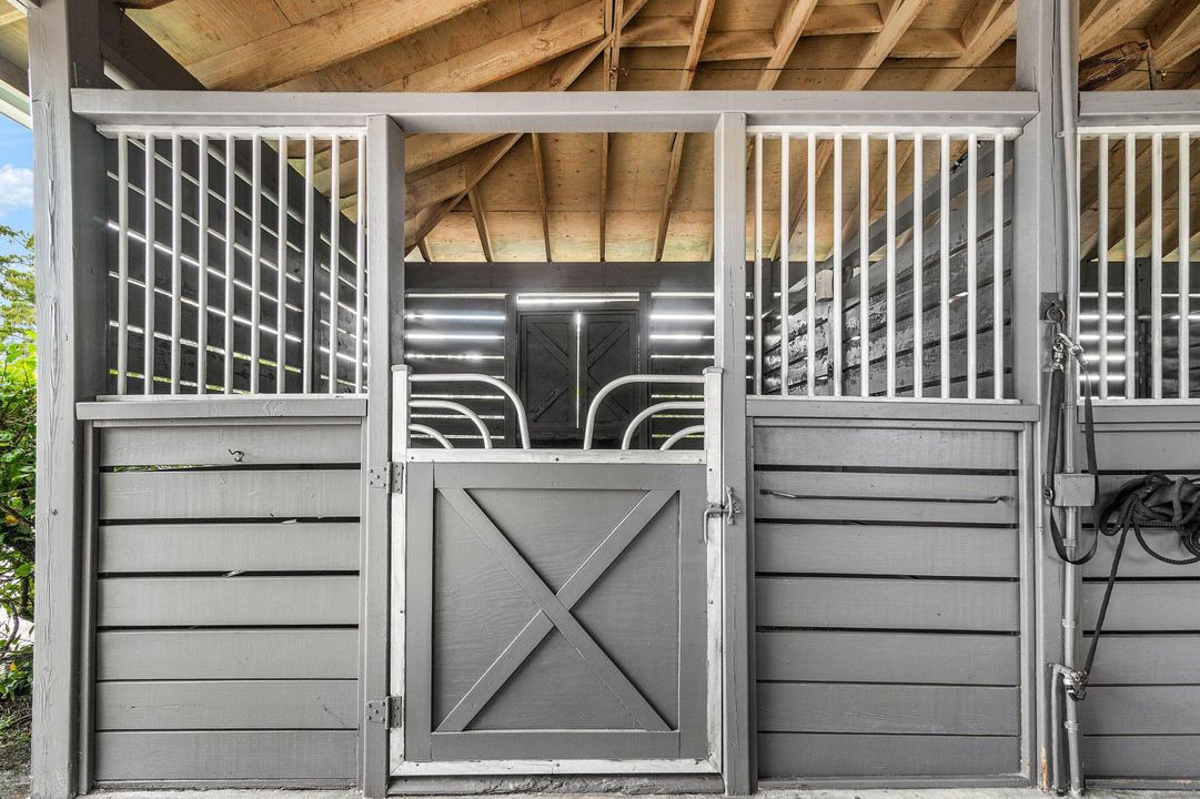 For Rent: $2,000 (1 beds, 1 baths, 400 Square Feet)