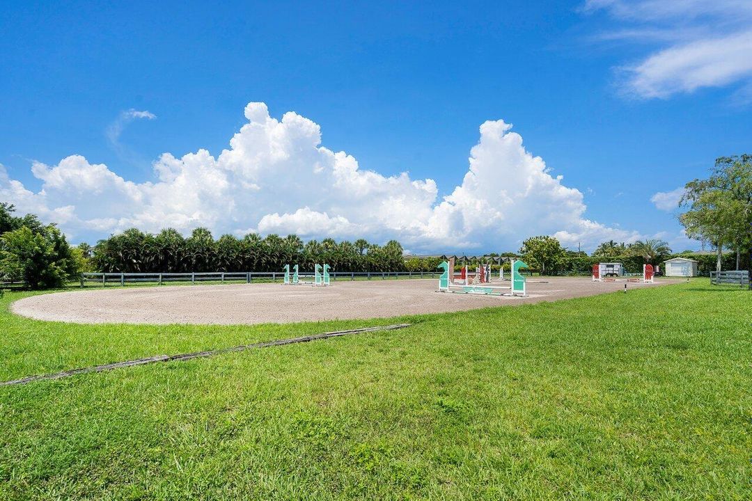 For Rent: $2,000 (1 beds, 1 baths, 400 Square Feet)