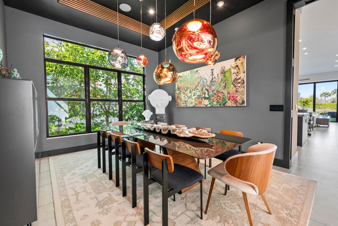 For Sale: $4,875,000 (6 beds, 8 baths, 6175 Square Feet)