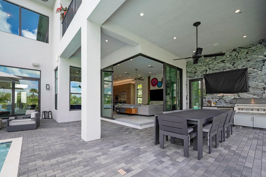 For Sale: $4,875,000 (6 beds, 8 baths, 6175 Square Feet)