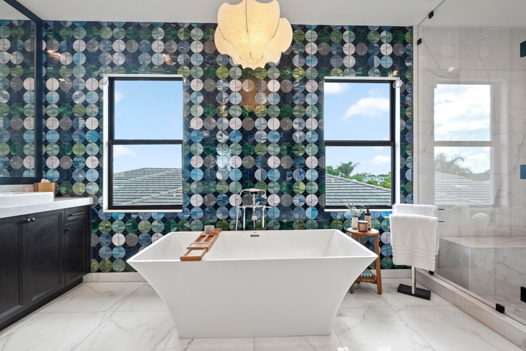 For Sale: $4,875,000 (6 beds, 8 baths, 6175 Square Feet)