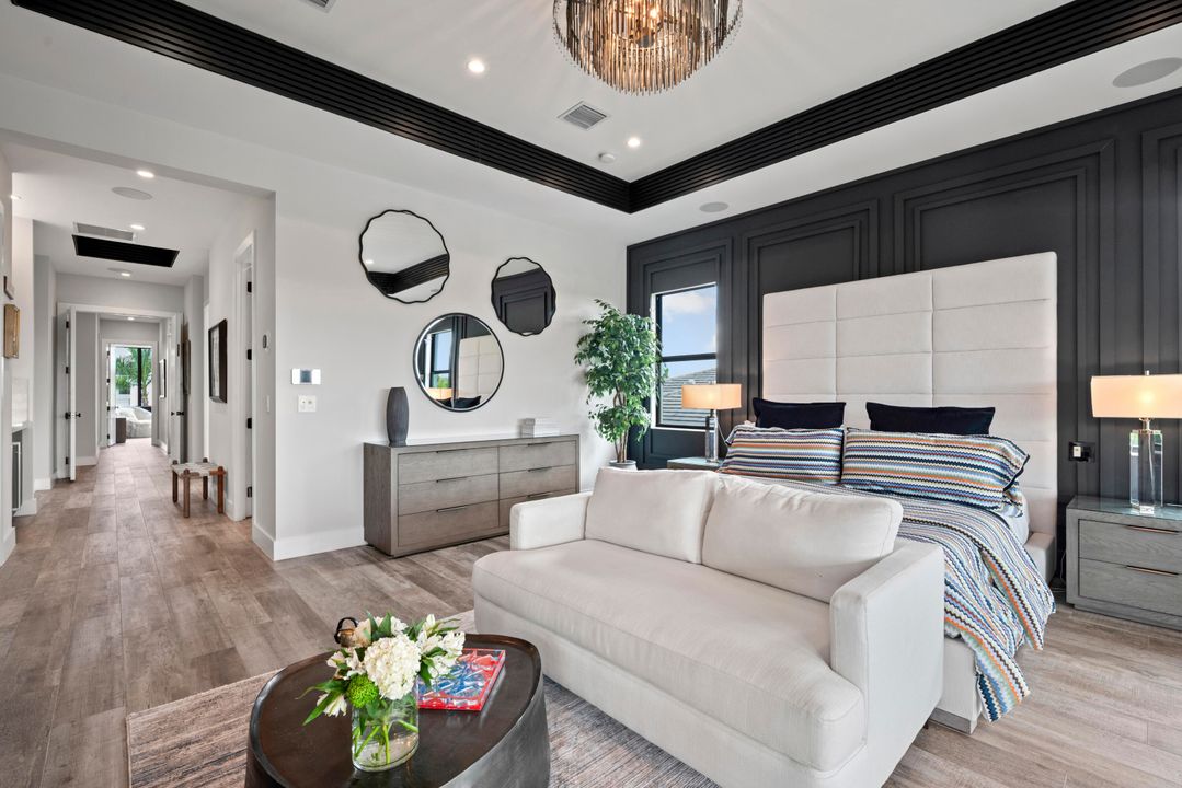 For Sale: $4,875,000 (6 beds, 8 baths, 6175 Square Feet)