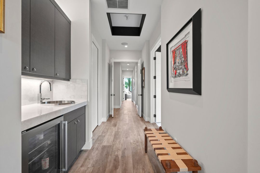 For Sale: $4,875,000 (6 beds, 8 baths, 6175 Square Feet)