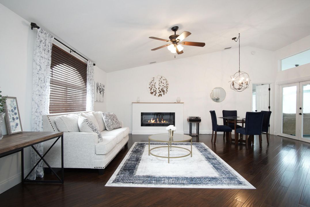 Activo con contrato: $499,000 (3 camas, 2 baños, 1932 Pies cuadrados)