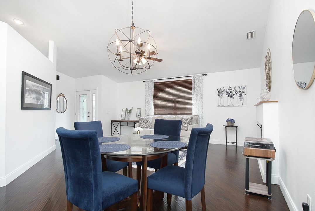 Activo con contrato: $499,000 (3 camas, 2 baños, 1932 Pies cuadrados)