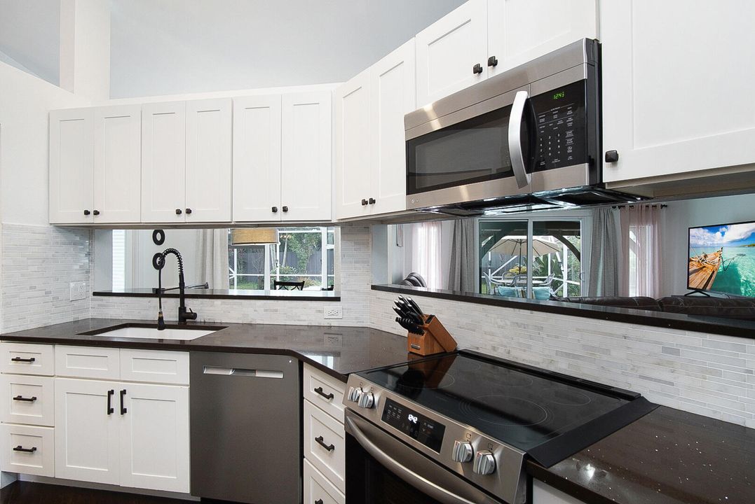 Activo con contrato: $499,000 (3 camas, 2 baños, 1932 Pies cuadrados)