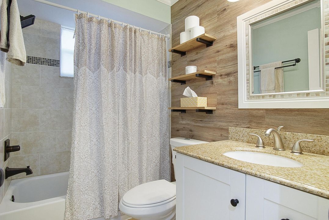 Activo con contrato: $499,000 (3 camas, 2 baños, 1932 Pies cuadrados)