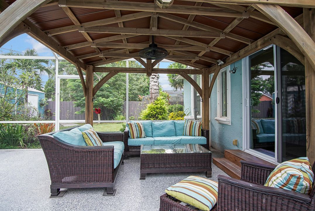 Activo con contrato: $499,000 (3 camas, 2 baños, 1932 Pies cuadrados)