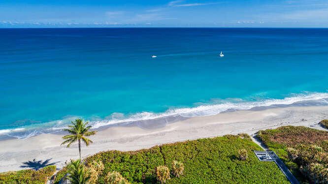 На продажу: $699,000 (2 спален, 2 ванн, 1047 Квадратных фут)