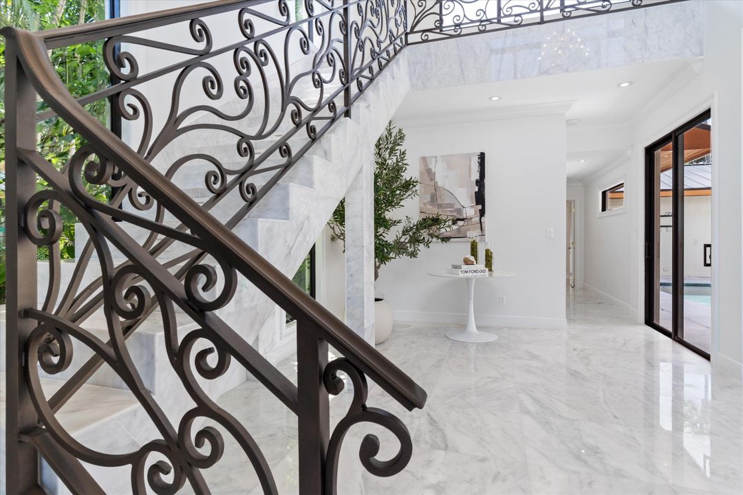 For Sale: $3,900,000 (4 beds, 4 baths, 4750 Square Feet)