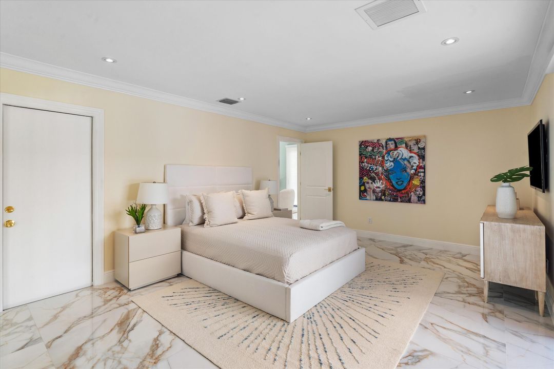 For Sale: $3,900,000 (4 beds, 4 baths, 4750 Square Feet)