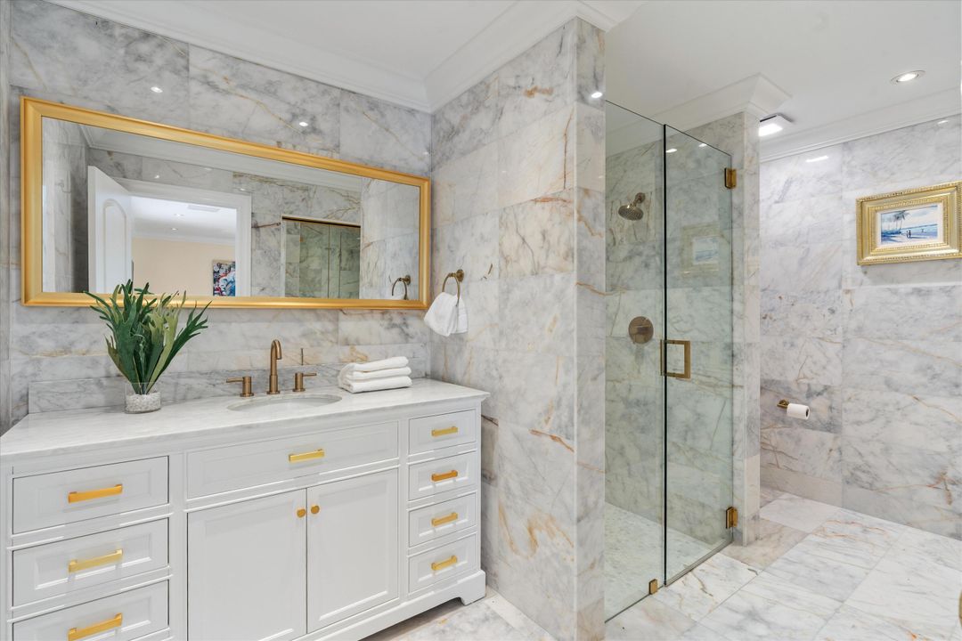 For Sale: $3,900,000 (4 beds, 4 baths, 4750 Square Feet)