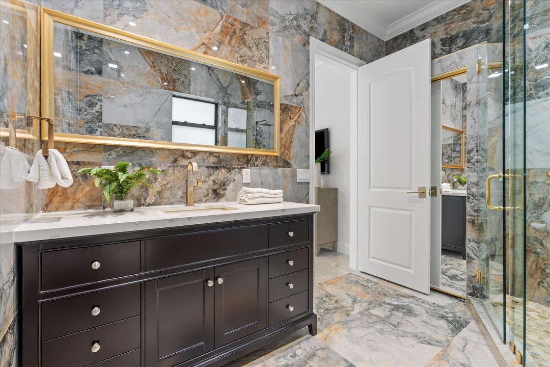 For Sale: $3,900,000 (4 beds, 4 baths, 4750 Square Feet)