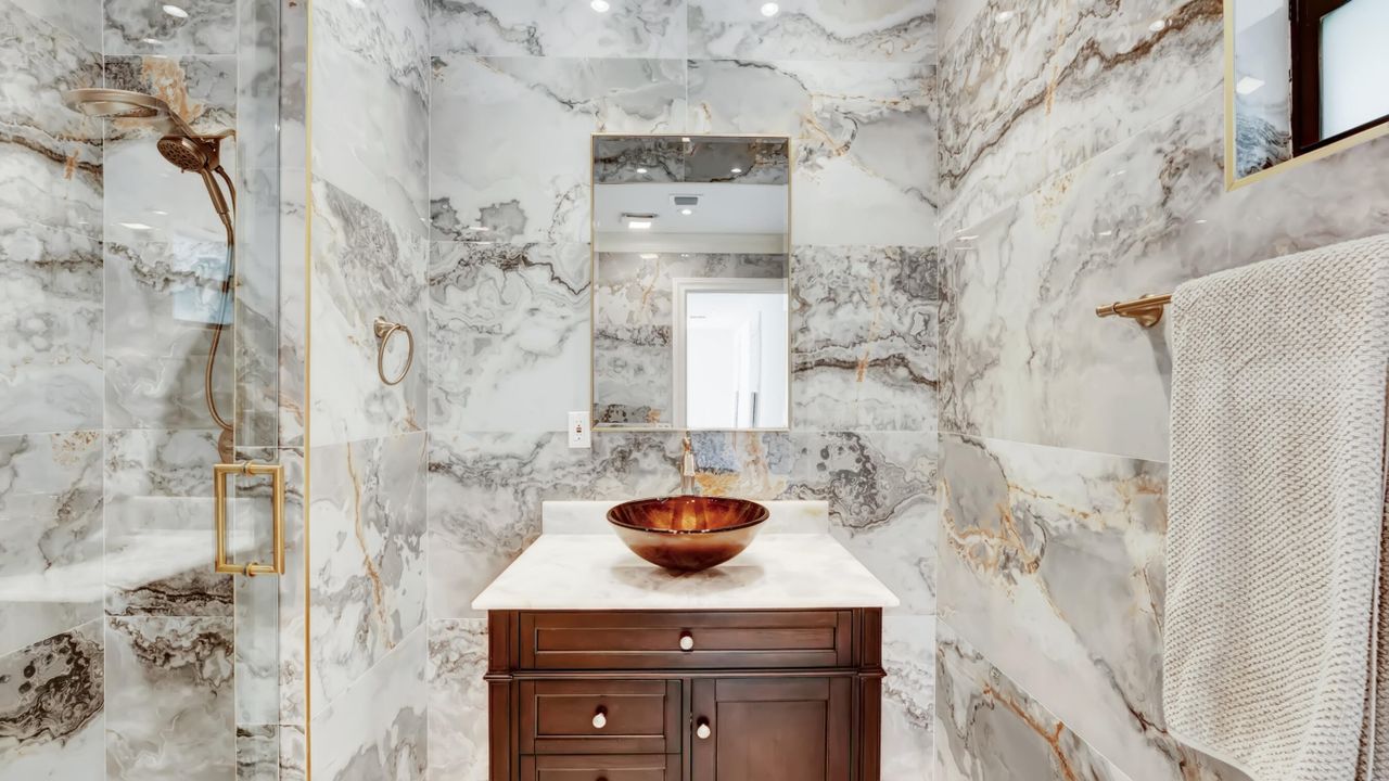 For Sale: $3,900,000 (4 beds, 4 baths, 4750 Square Feet)