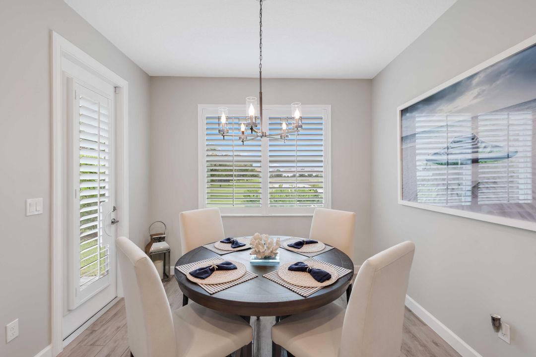 For Sale: $550,000 (3 beds, 2 baths, 2124 Square Feet)