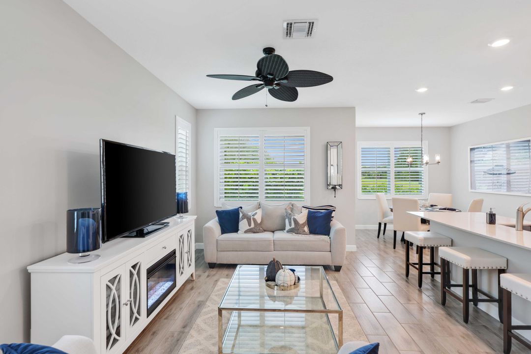 For Sale: $550,000 (3 beds, 2 baths, 2124 Square Feet)