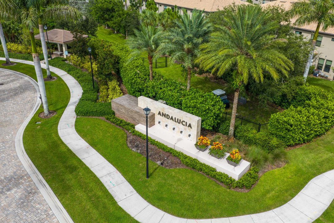 For Sale: $550,000 (3 beds, 2 baths, 2124 Square Feet)