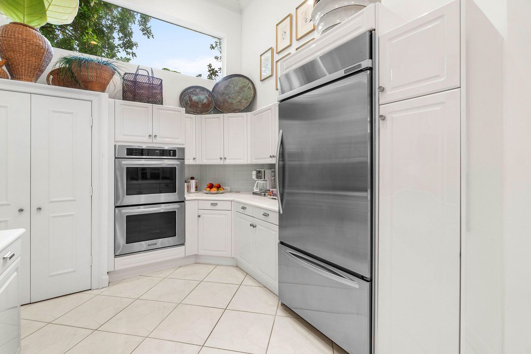 En Renta: $20,000 (3 camas, 3 baños, 2660 Pies cuadrados)