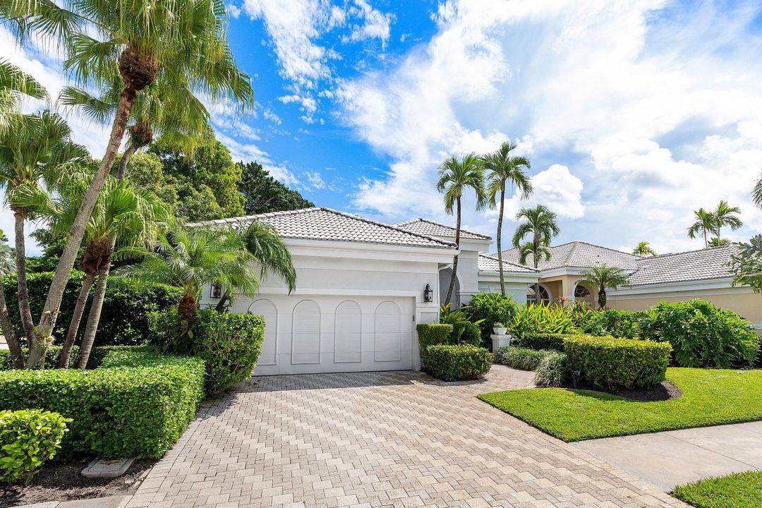 En Renta: $20,000 (3 camas, 3 baños, 2660 Pies cuadrados)